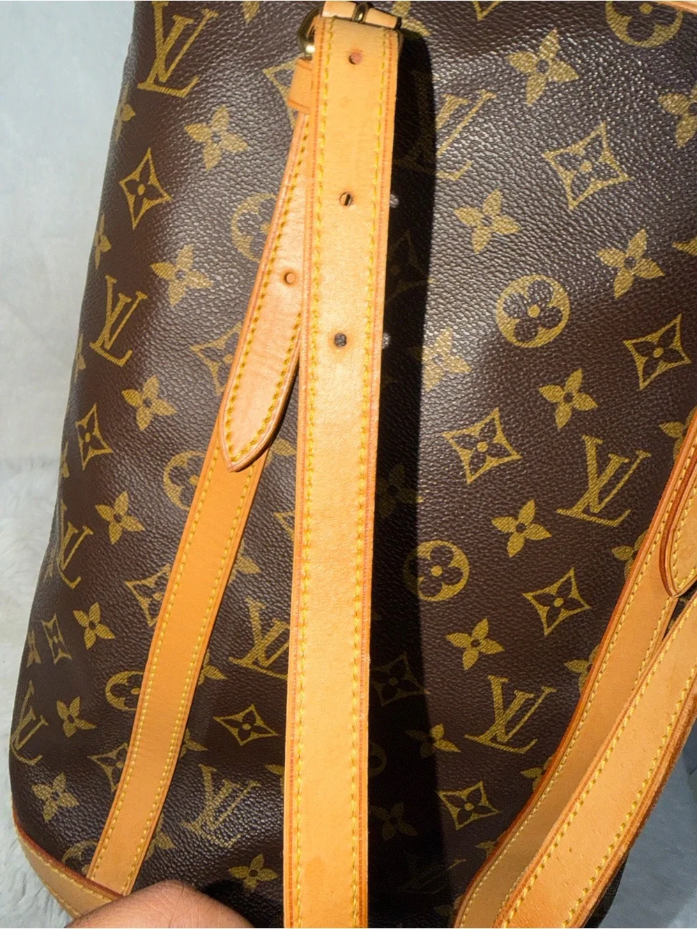 Louis Vuitton Monogram Bucket Bag GM- GREAT CONDITION